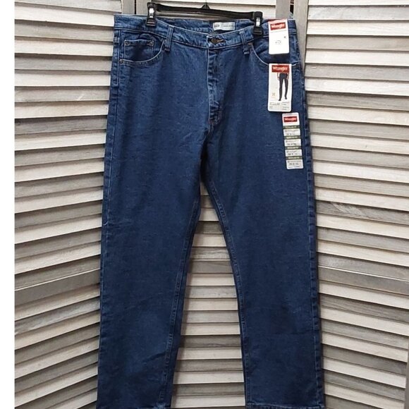 Men's Regular Fit Jeans Performance Series | Wrangler | 40X30 - Picture 1 of 11